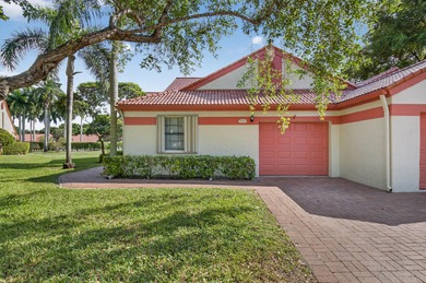 Lake Home For Sale in Delray Beach, Florida