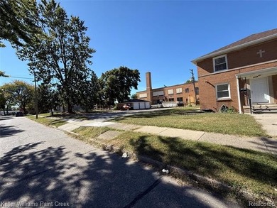 Unique opportunity for an ADULT FOSTER CARE facility setup with - photo 4