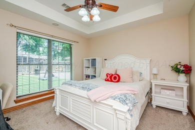 Gorgeous 2-story home with a brand new class 4 roof. This - photo 27