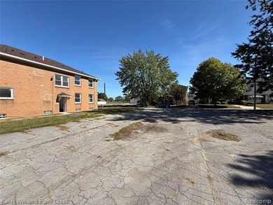 Unique opportunity for an ADULT FOSTER CARE facility setup with - photo 8