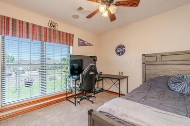 Gorgeous 2-story home with a brand new class 4 roof. This - photo 31