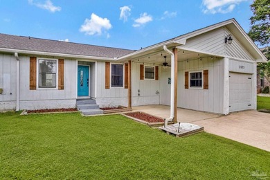 This 3-bedroom, 2-bath home offers a comfortable, functional - photo 34