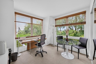 Modern architecture meets the natural beauty of Lake Mendota and - photo 38