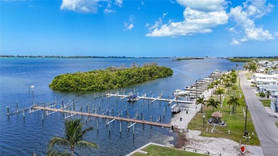 Beautifully Renovated & Fully Furnished Retreat in Paradise Bay - photo 45