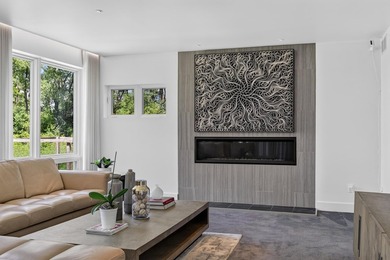 Modern architecture meets the natural beauty of Lake Mendota and - photo 48