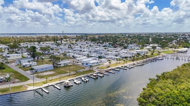 Beautifully Renovated & Fully Furnished Retreat in Paradise Bay - photo 49