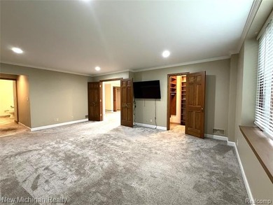 Luxurious updated condo in a resort-style building filled with - photo 14