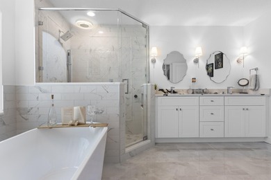 Welcome to this exceptional waterfront single-family residence - photo 15