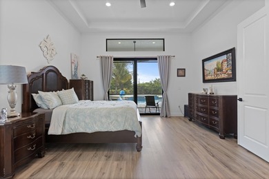 Welcome to this exceptional waterfront single-family residence - photo 18