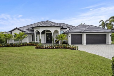 Welcome to this exceptional waterfront single-family residence - photo 34