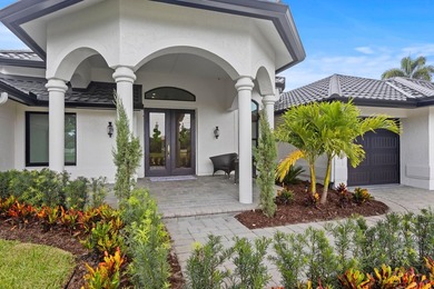 Welcome to this exceptional waterfront single-family residence - photo 36