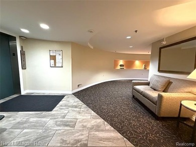 Luxurious updated condo in a resort-style building filled with - photo 38