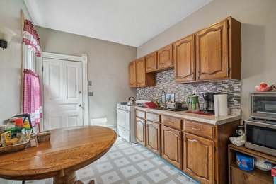 Own a piece of Northeast Minneapolis history. This meticulously - photo 38