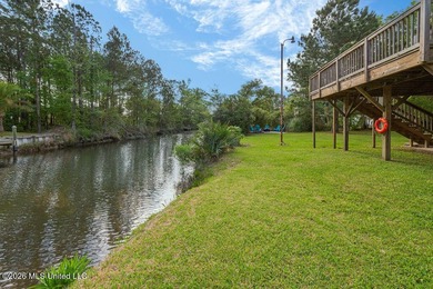 Price reduced to $259,000. Unique Waterfront Home! Older Round - photo 41