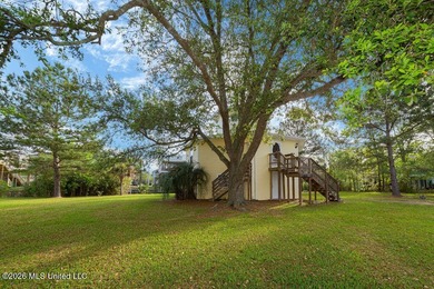 Price reduced to $259,000. Unique Waterfront Home! Older Round - photo 48