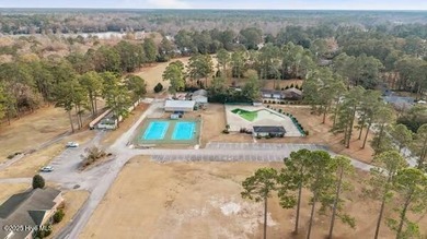 Are you ready to move into lovely townhome on the golf course? - photo 4