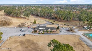 Are you ready to move into lovely townhome on the golf course? - photo 6