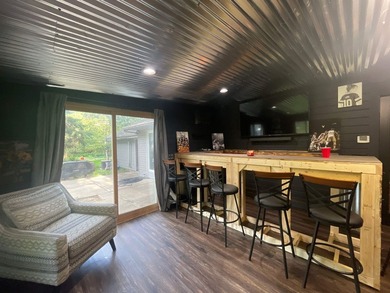 Location, location, location! Country living meets lake life - photo 13