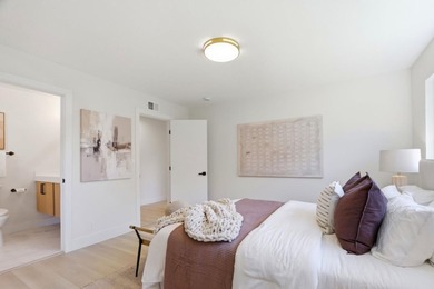 Stunning, top-to-bottom renovation in one of San Jose's most - photo 24