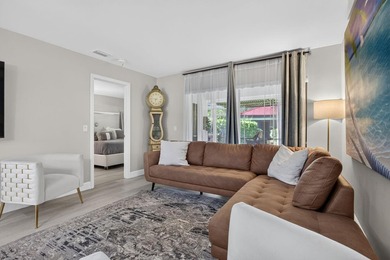TASTEFULLY UPDATED END-UNIT VILLA WITH A BRAND NEW 2024 ROOF! - photo 8