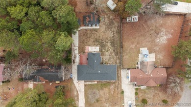 WELCOME to Ft Bragg!! This home is 10 Minutes from the Canopy Rd