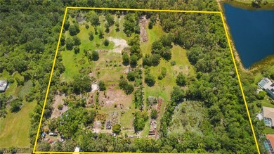A unique, private piece of paradise tucked away in the heart of - photo 3