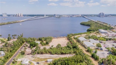 Caloosahatchee River Lot For Sale in North Fort Myers Florida