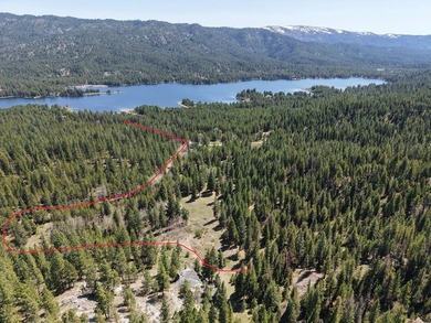 Mountain & Water Views! Rare opportunity to own 107 acres with - photo 4