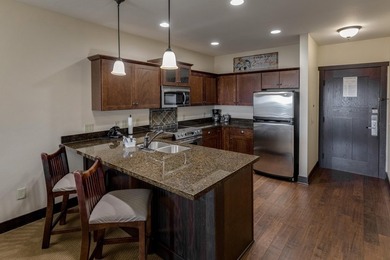 Sought after 4th floor, Lake View Condo at Chase on the Lake - photo 5