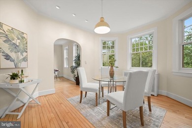 Experience the best of both worlds-a distinctive Glen Echo home - photo 10