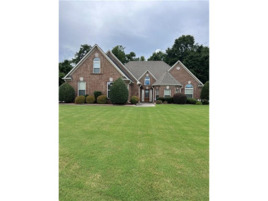 Lake Home For Sale in Hampton, Georgia