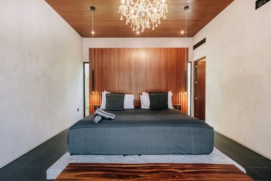 Set within a private, gated and fully secured enclave just eight - photo 17
