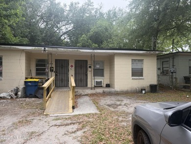 This duplex is a great investment opportunity with one unit - photo 2