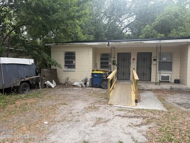 This duplex is a great investment opportunity with one unit - photo 3
