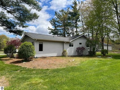 This home checks all the boxes! 3 bedrooms, 2.5 baths on 11.75 - photo 8