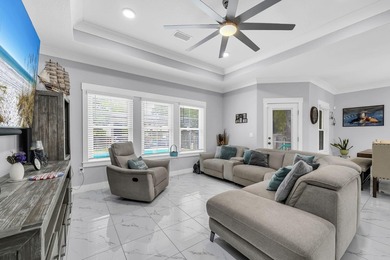 **UNDER CONTRACT WITH A 72 HOUR KICK OUT CLAUSE** This modern - photo 14