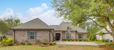Welcome Home to Lifestyle Living on the Golf Course...Perfectly - photo 1