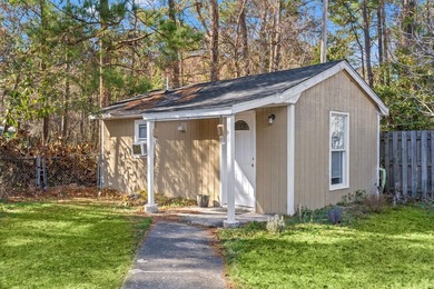 NO HOA - ONLY 0.8 Miles to the Atlantic Ocean! Discover the - photo 30