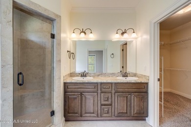 Welcome Home to Lifestyle Living on the Golf Course...Perfectly - photo 10