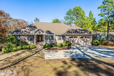 Lake Auman Home For Sale in West End North Carolina