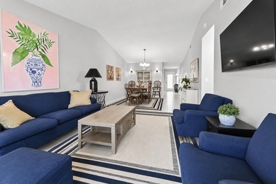 Beautifully updated 2-bedroom, 2-bath second-floor lakeview - photo 9