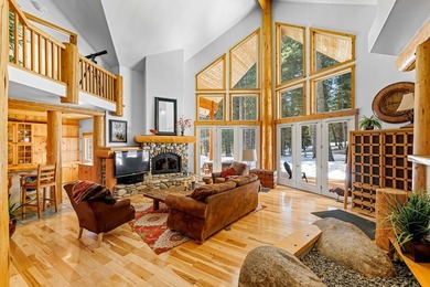 THIS MCCALL MOUNTAIN ESTATE on 1.38 acres offers a serene escape - photo 8
