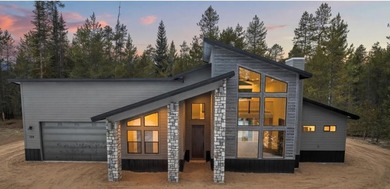 Brand new mountain modern home offering the perfect blend of - photo 1