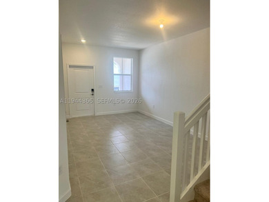 Welcome to this charming 3-bedroom, 2.5-bath townhouse with a - photo 3