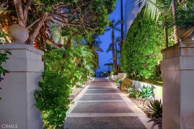 Waterfront Italian Villa with French Elegance on Naples Island's - photo 6