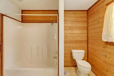 Escape to the peace and privacy of country living with this - photo 15