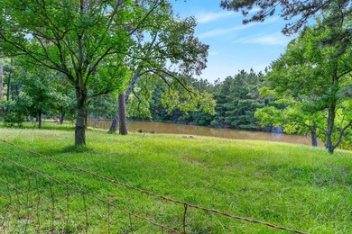 Escape to the peace and privacy of country living with this - photo 20