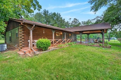 Escape to the peace and privacy of country living with this - photo 22