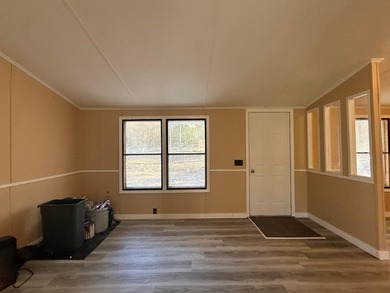 Completely renovated, this 3-bedroom, 2-bathroom home is just 2 - photo 23