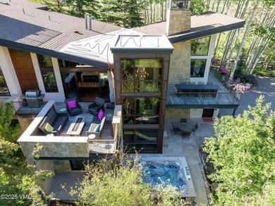 Discover an exquisite fusion of modern design and alpine charm - photo 23